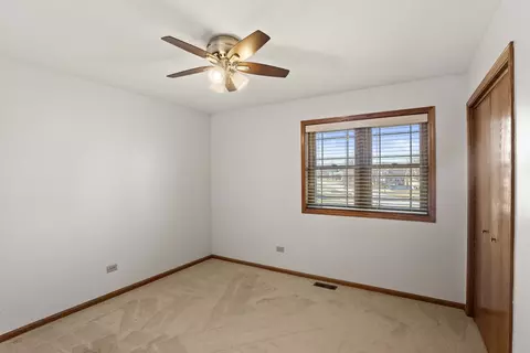 Bedroom - 801 Donoho Ave, Beecher, IL 60401 photo 4 of 5