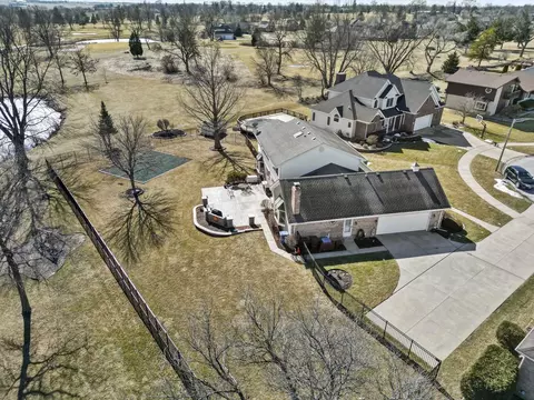 View/Area - 801 Donoho Ave, Beecher, IL 60401 photo 6 of 10