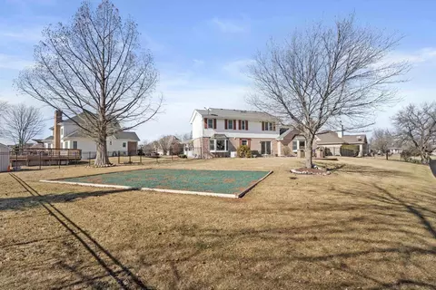 Exterior - 801 Donoho Ave, Beecher, IL 60401 photo 3 of 5