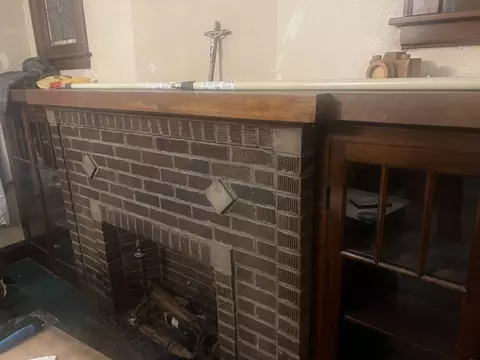 Living - 1622 E Walnut Ave, Des Plaines, IL 60016 photo 1 of 1