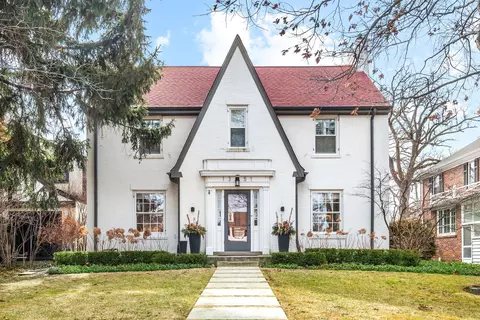 1351 Ashland Ave, Wilmette, IL 60091