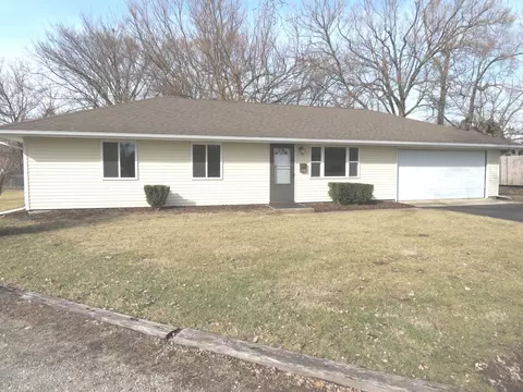 827 Cypress Ct, Joliet, IL 60435