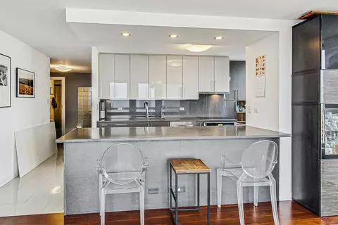 111 E Chestnut St #48A, Chicago, IL 60611 photo 15