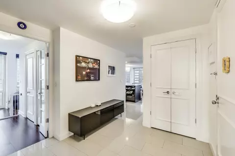 111 E Chestnut St #48A, Chicago, IL 60611 photo 6