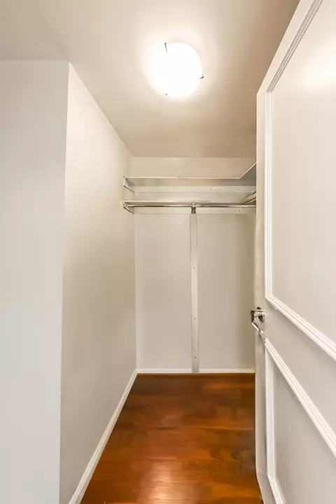 111 E Chestnut St #48A, Chicago, IL 60611 photo 27