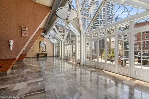 111 E Chestnut St #48A, Chicago, IL 60611 photo 40