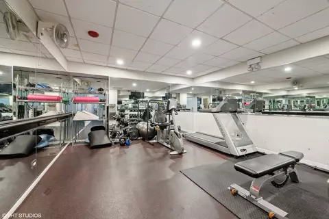 111 E Chestnut St #48A, Chicago, IL 60611 photo 41