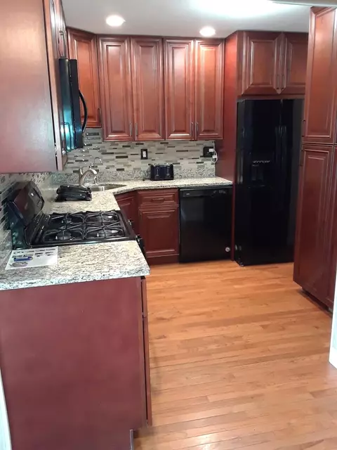 460 Maple Dr, Wheeling, IL 60090 photo 16