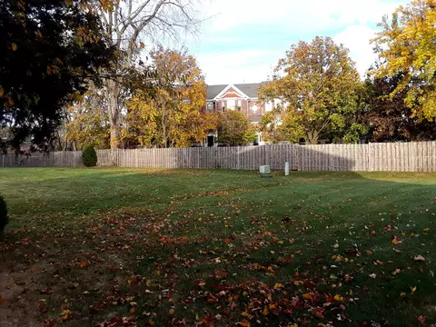 460 Maple Dr, Wheeling, IL 60090 photo 49