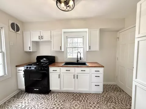 Kitchen - 1228 E Grove Ave, Rantoul, IL 61866 photo 2 of 5