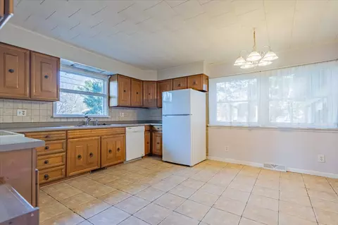 Kitchen - 302 S Linden St, Normal, IL 61761 photo 1 of 3