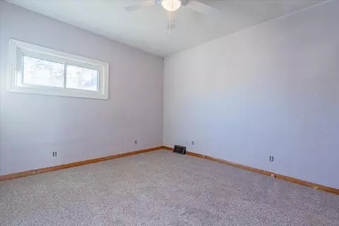 Bedroom - 302 S Linden St, Normal, IL 61761 photo 2 of 6