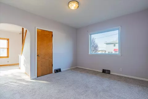 Living - 302 S Linden St, Normal, IL 61761 photo 1 of 4