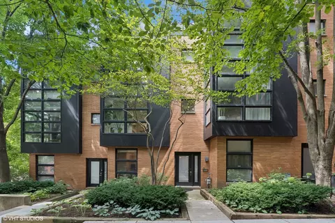 2012 W Willow St #C, Chicago, IL 60647