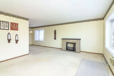 23538 W Lynn St W, Plainfield, IL 60586 photo 3