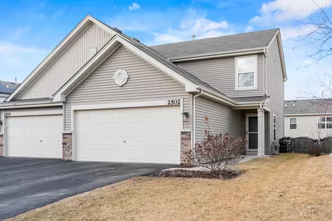 2502 Hearthstone Dr, Hampshire, IL 60140