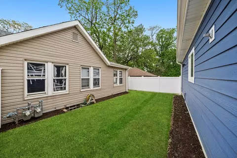 315 E 317 E 6th St, Lockport, IL 60441 photo 30