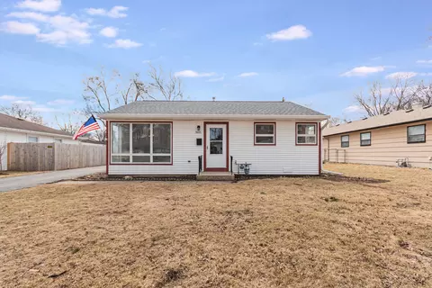 3105 Martin Ln, Rolling Meadows, IL 60008
