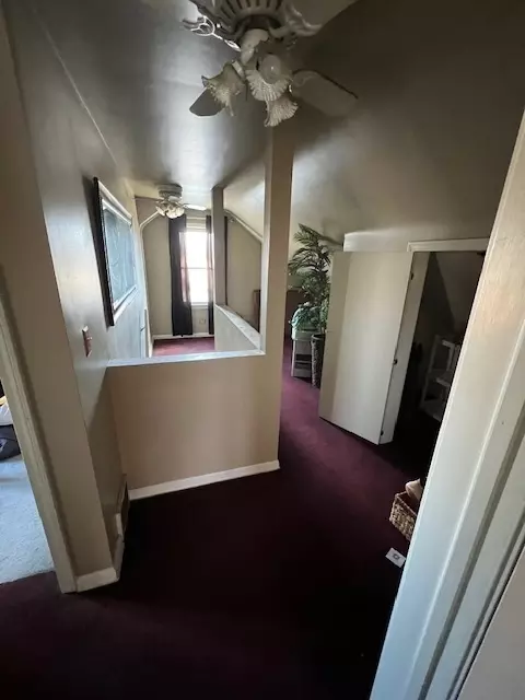Entry Way - 1714 E Lincoln Ave, Des Plaines, IL 60018 photo 1 of 2