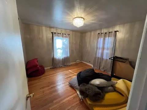 Bedroom - 1714 E Lincoln Ave, Des Plaines, IL 60018 photo 3 of 3