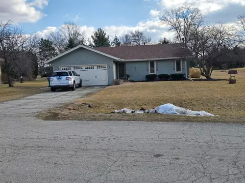 76 Quantico Dr, Rockton, IL 61072
