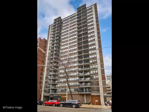 2740 N Pine Grove Ave #14F, Chicago, IL 60614