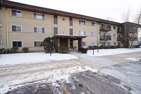 505 S Cleveland Ave #207, Arlington Heights, IL 60005