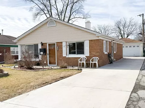 11600 S Meadow Lane Dr, Merrionette Park, IL 60803