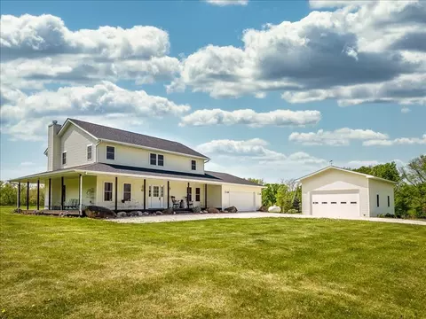 Exterior - 91141 Melugins, Compton, IL 61318 photo 9 of 15