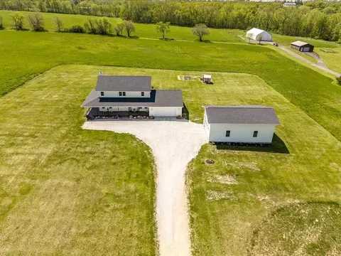 Other - 91141 Melugins, Compton, IL 61318 photo 16 of 17