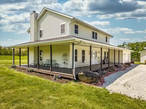 Exterior - 91141 Melugins, Compton, IL 61318 photo 10 of 15