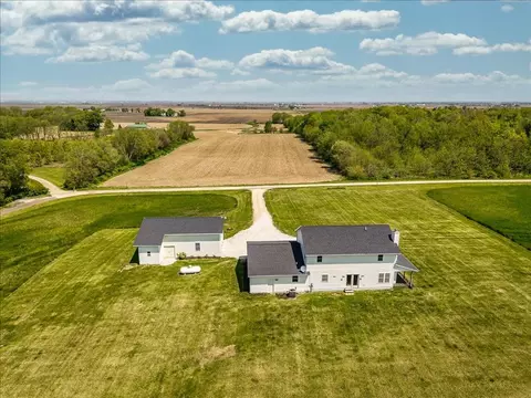 View/Area - 91141 Melugins, Compton, IL 61318 photo 1 of 7