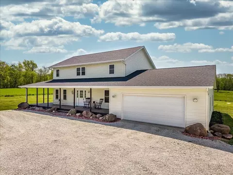 Exterior - 91141 Melugins, Compton, IL 61318 photo 8 of 15