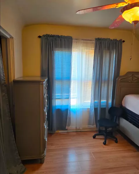 557 E 87th St, Chicago, IL 60619 photo 15