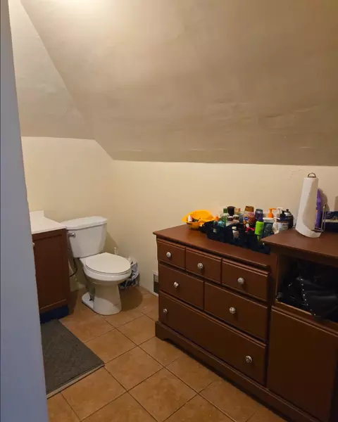 557 E 87th St, Chicago, IL 60619 photo 14