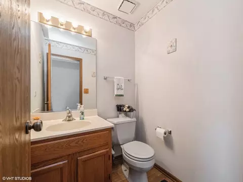 529 Adare Rd, Bartlett, IL 60103 photo 10