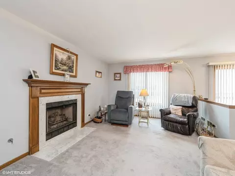 529 Adare Rd, Bartlett, IL 60103 photo 9