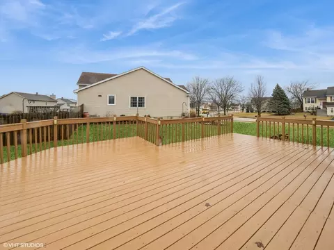 529 Adare Rd, Bartlett, IL 60103 photo 18
