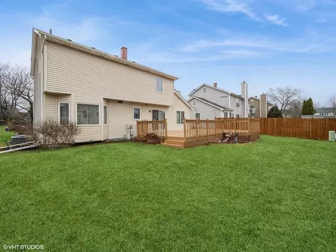 529 Adare Rd, Bartlett, IL 60103 photo 17