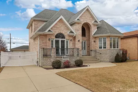 4906 N Chester Ave, Norridge, IL 60706