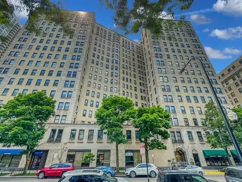 2000 N Lincoln Park W #515, Chicago, IL 60614