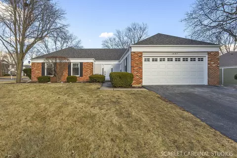 1457 Pebblestone Cv, Wheaton, IL 60189