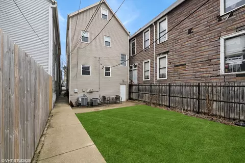 Exterior - 1721 N Artesian Ave, Chicago, IL 60647 photo 2 of 2