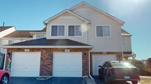 1045 Hinswood Dr, Darien, IL 60561