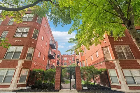 1257 W Granville Ave #3, Chicago, IL 60660