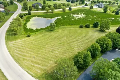 5 E N833 E Sunset Views Dr, Saint Charles, IL 60175