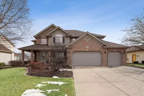 21025 Kenmare Dr, Shorewood, IL 60404