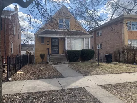 717 E 105th St, Chicago, IL 60628 photo 1