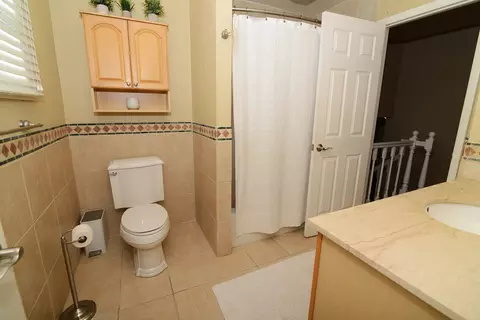 79 Brook Ln, Lindenhurst, IL 60046 photo 25
