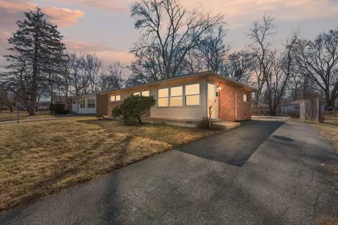 16022 Richmond Ave, Markham, IL 60428